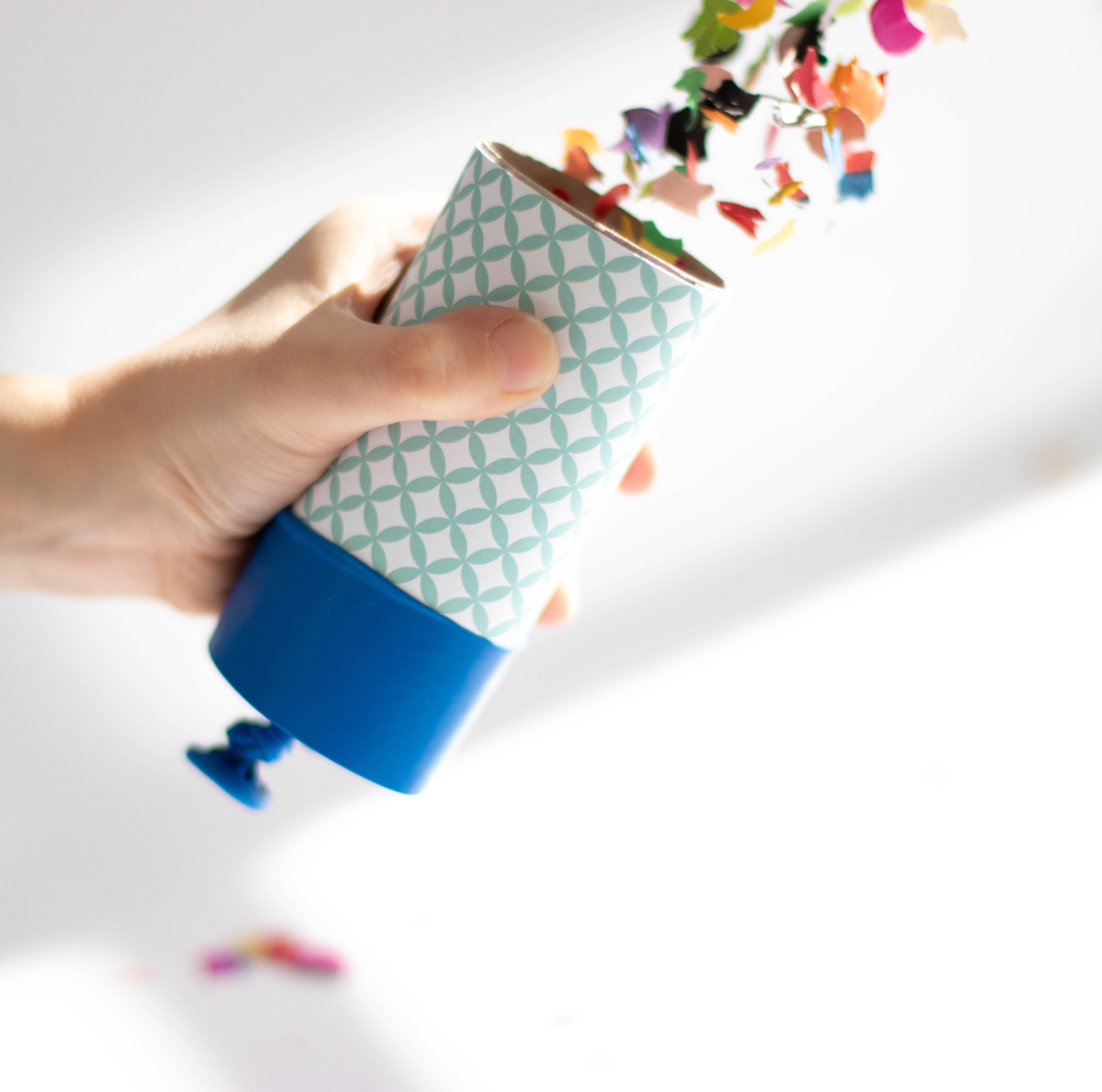 DIY confetti cannon – let’s party !