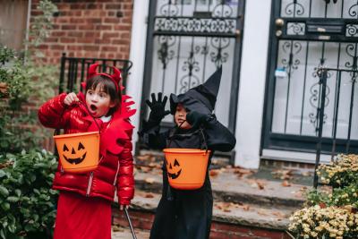 4 idee per le attività dei bambini ad Halloween 