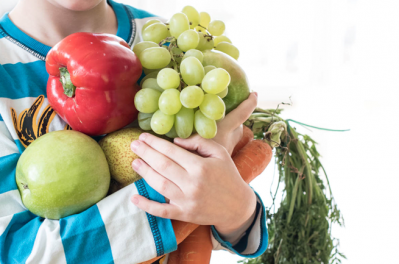 Des vilains petits fruits dans un verre | une bonne idée pour tous ceux qui n'aiment pas les légumes