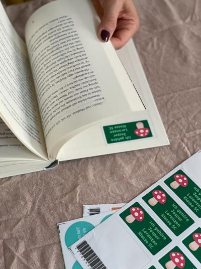 Stickersets, Bücher tauschen und absoluter Mama-Tipp für einen nachhaltigeren Schulalltag!